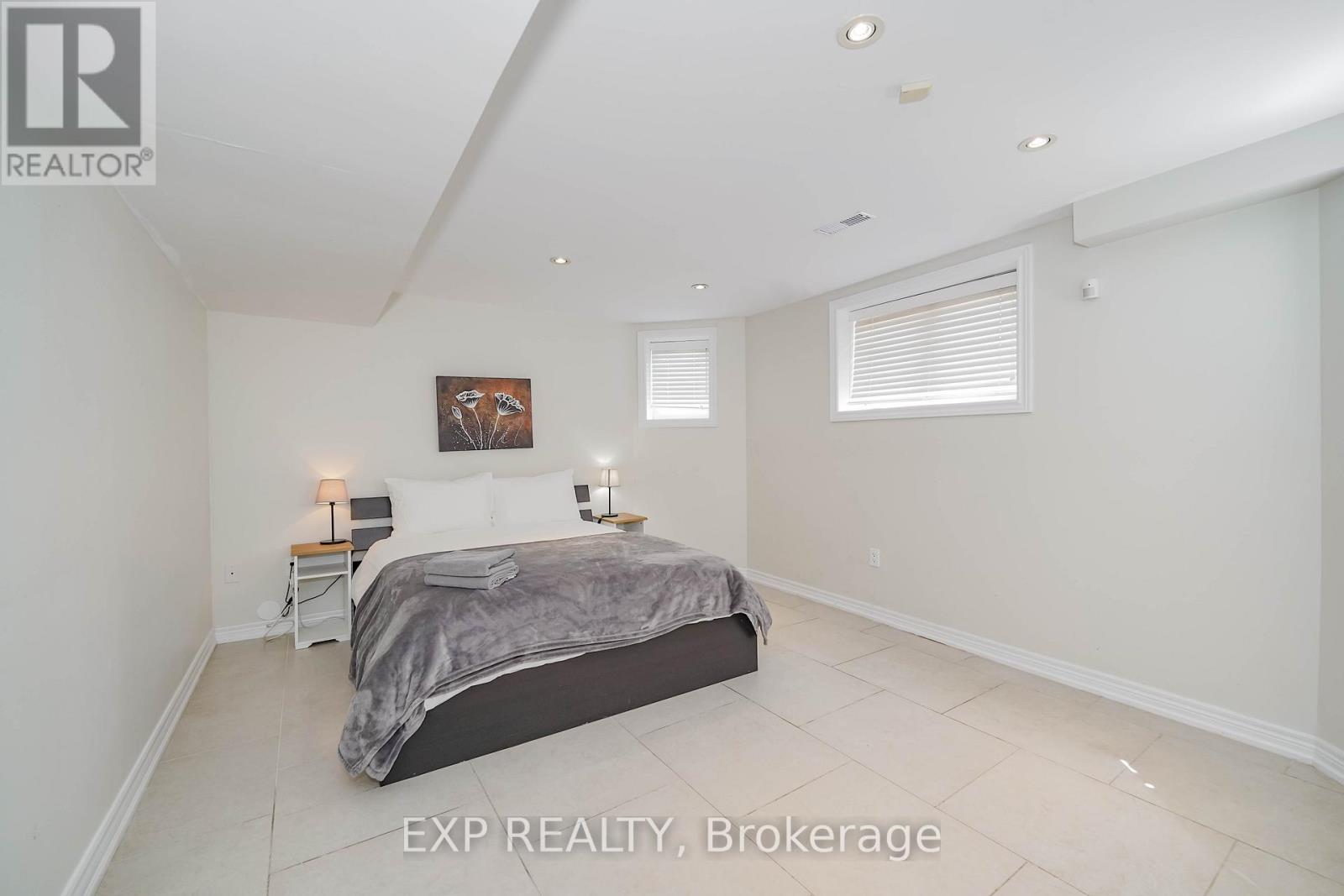 116 Colesbrook Road