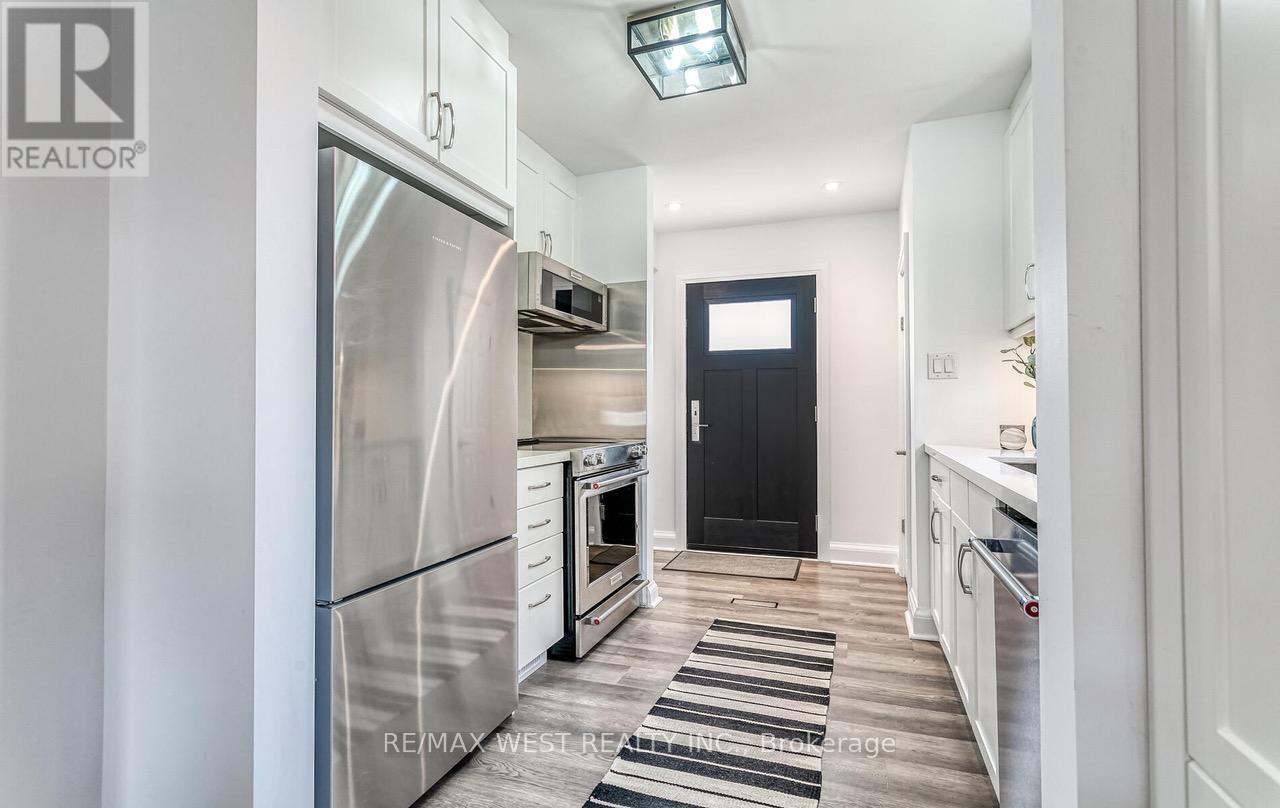 3 Greenacres Road
