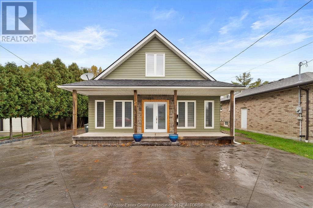 1530 Sprucewood