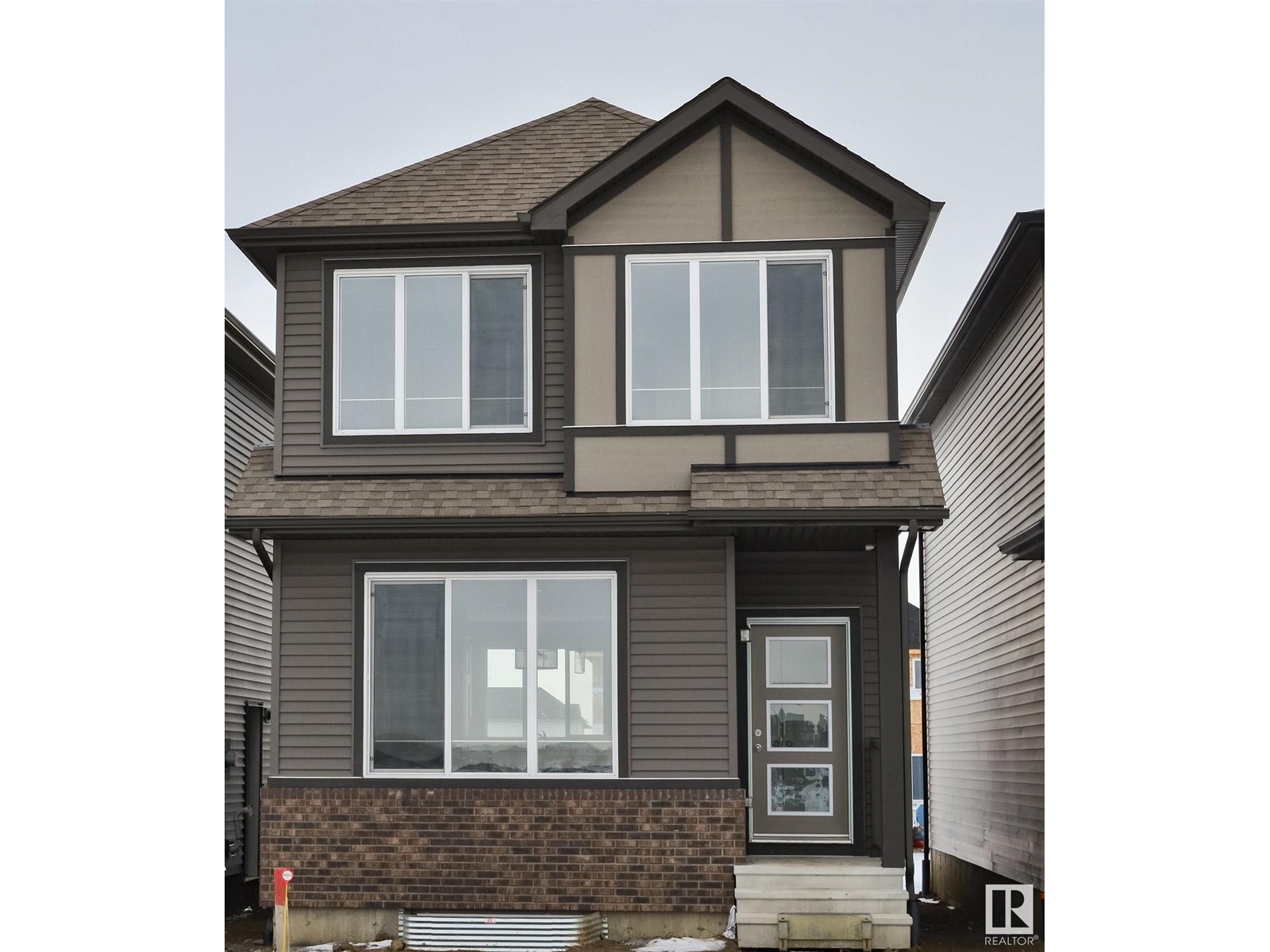 18839 29 Av Nw