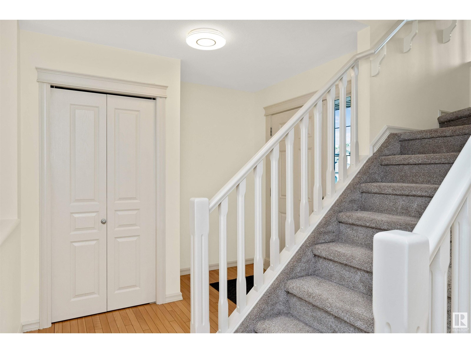 1609 Hodgson Co Nw