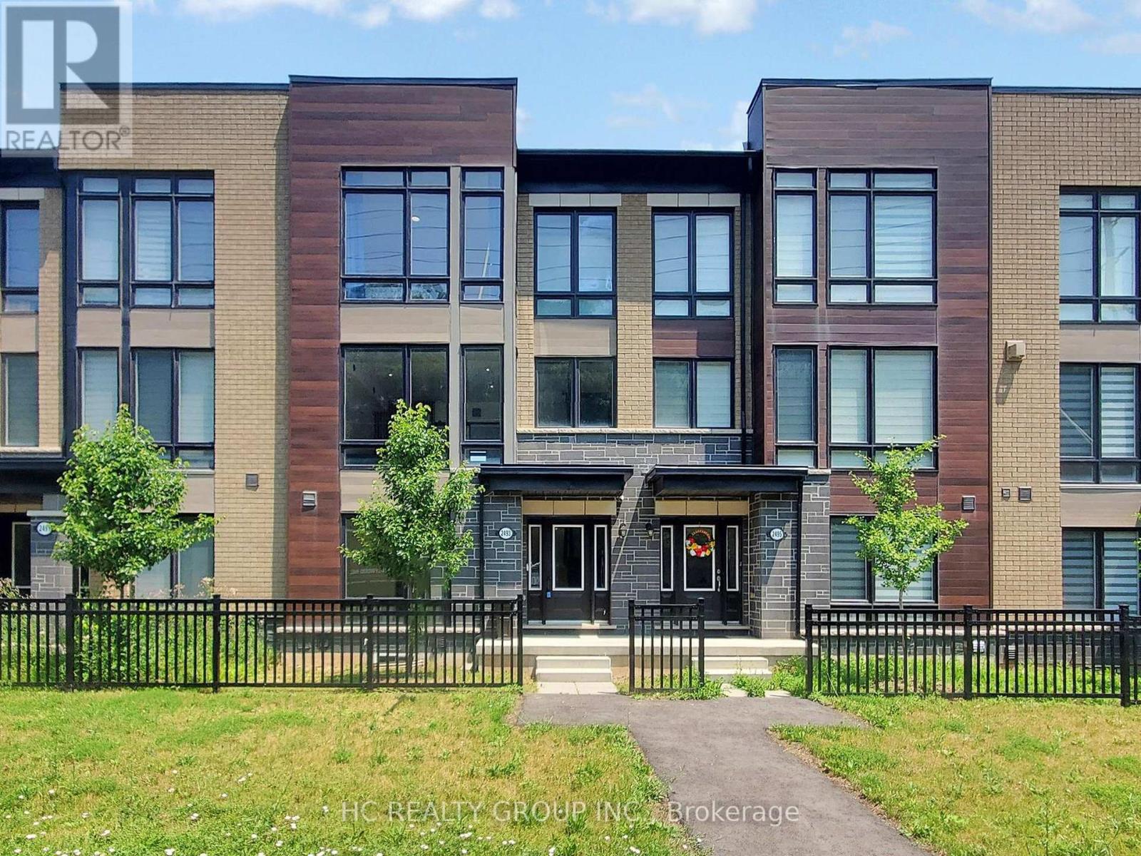 2493 Badger Crescent