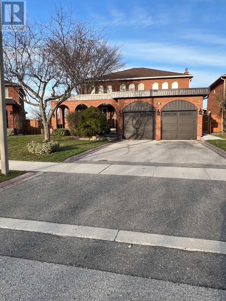 95 Dunstan Crescent