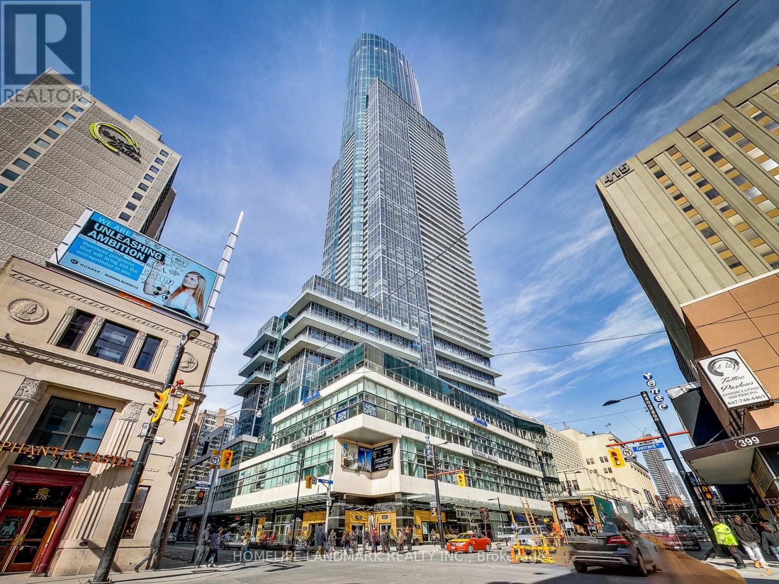 49 384 Yonge Street