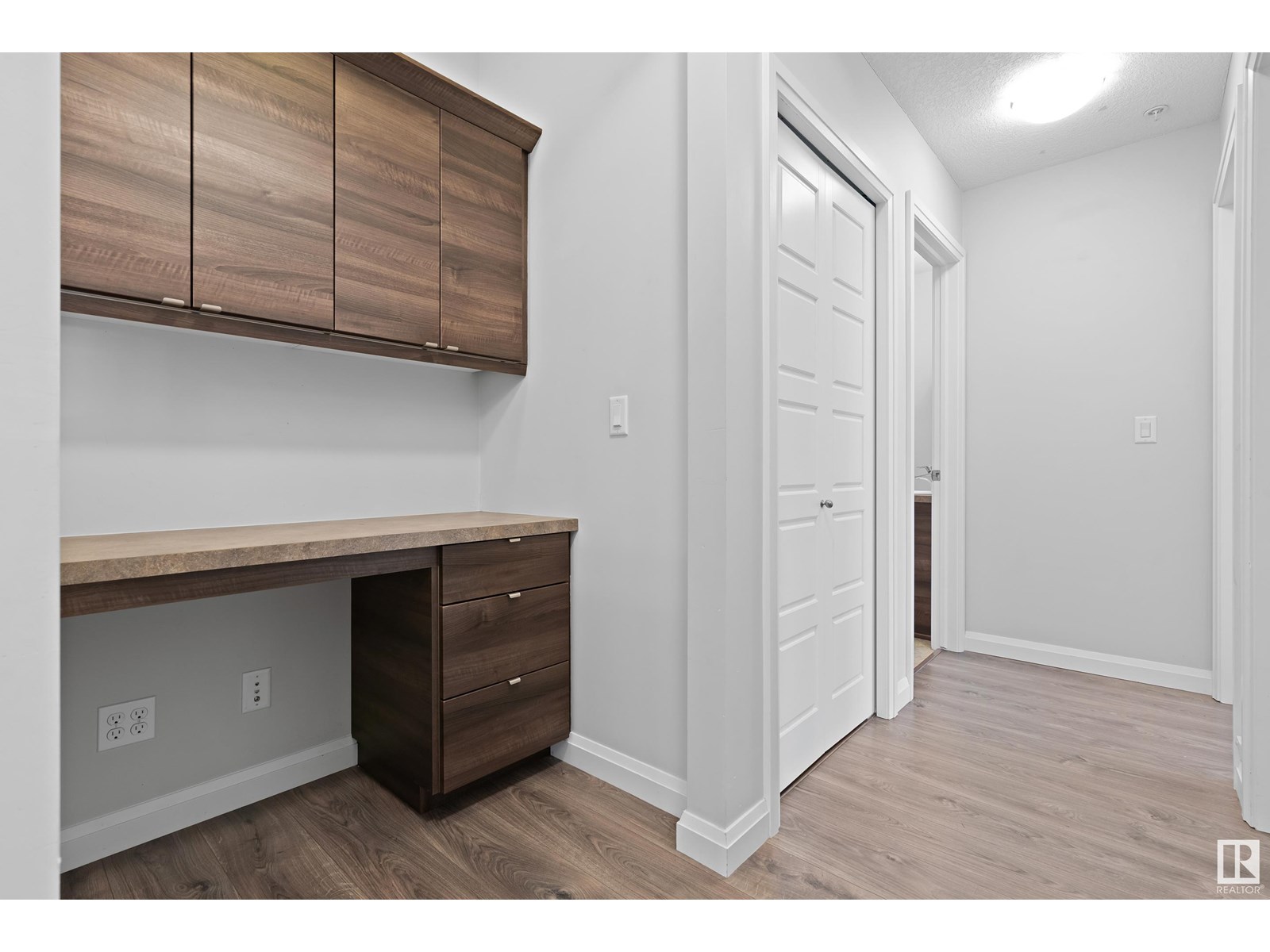 115 2588 Anderson Wy Sw