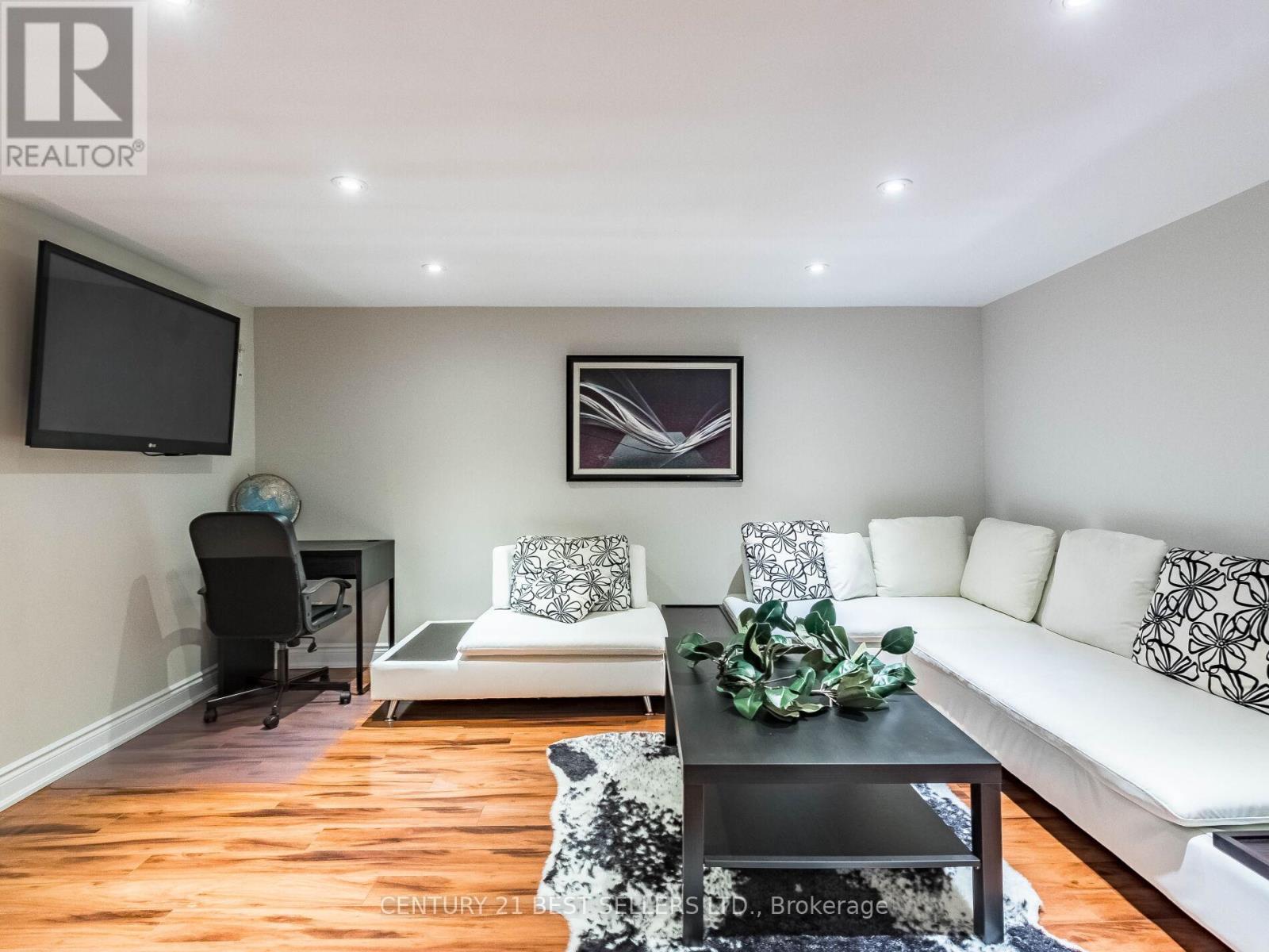 4172 Rayfield Court