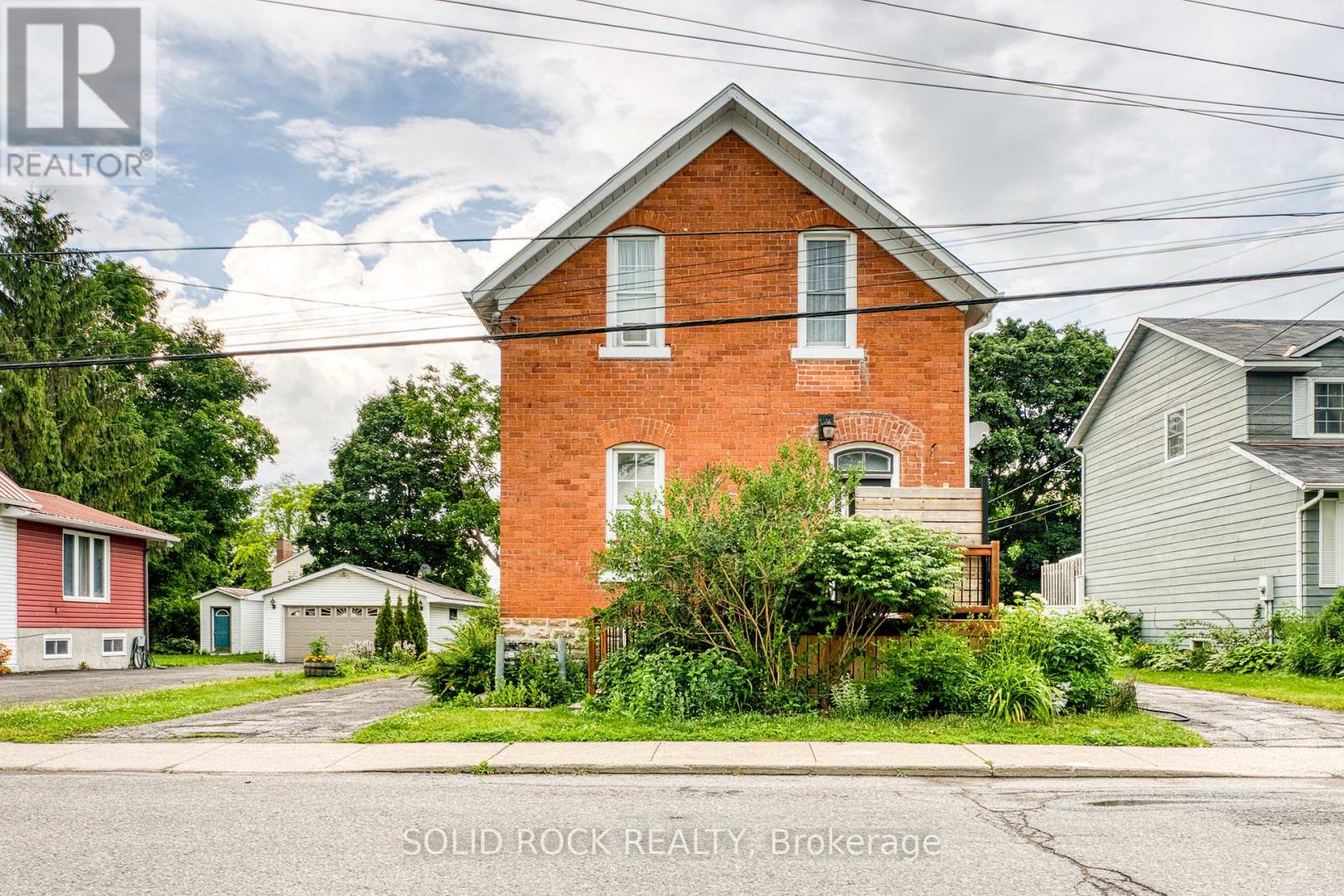 33 A And 33 B Napoleon Street