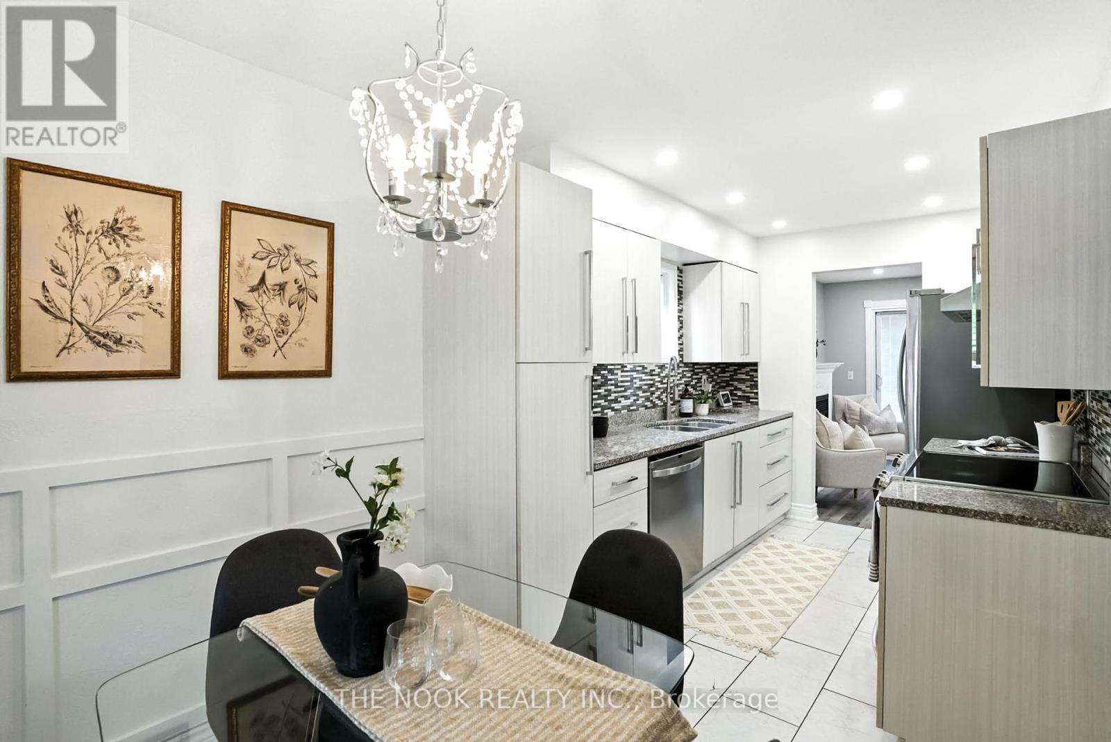 95 Turnberry Crescent