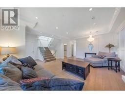 5887 Battison Street, Image 2