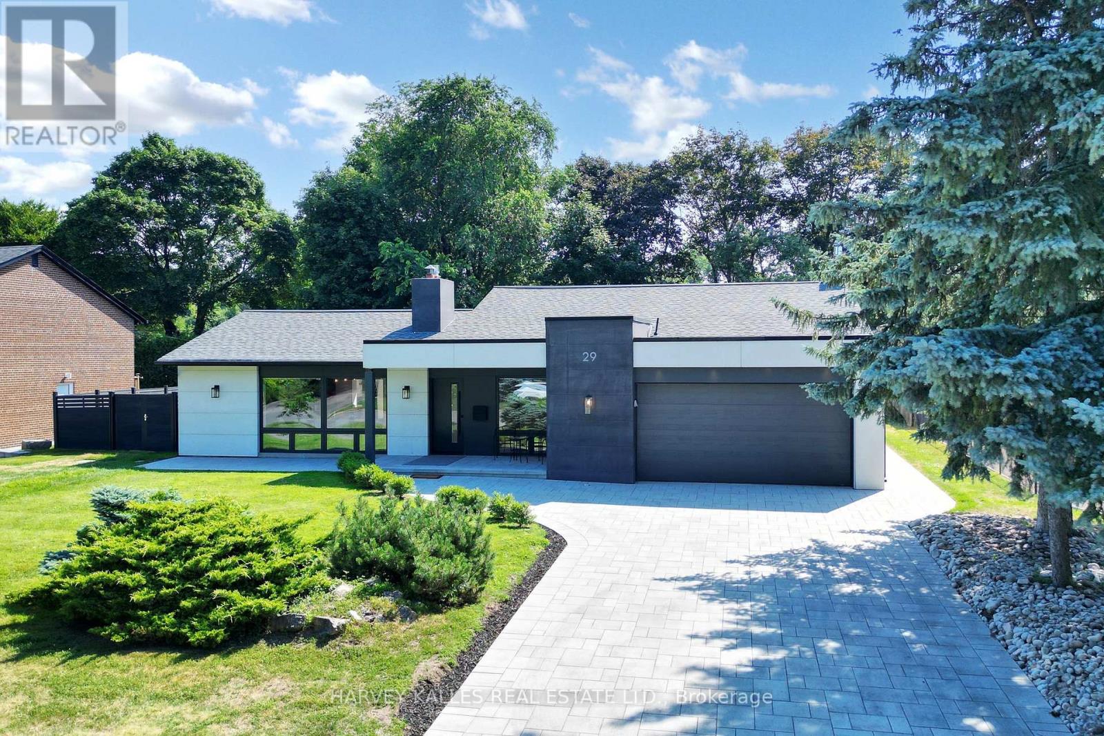 29 Parmbelle Crescent