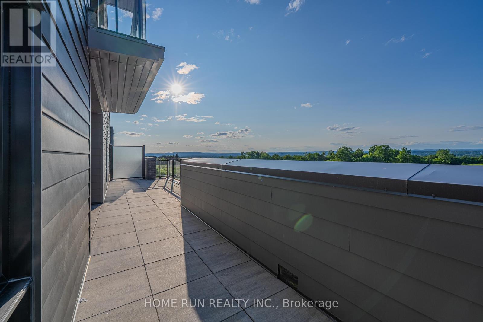 Unit 513 1350 Hemlock Street