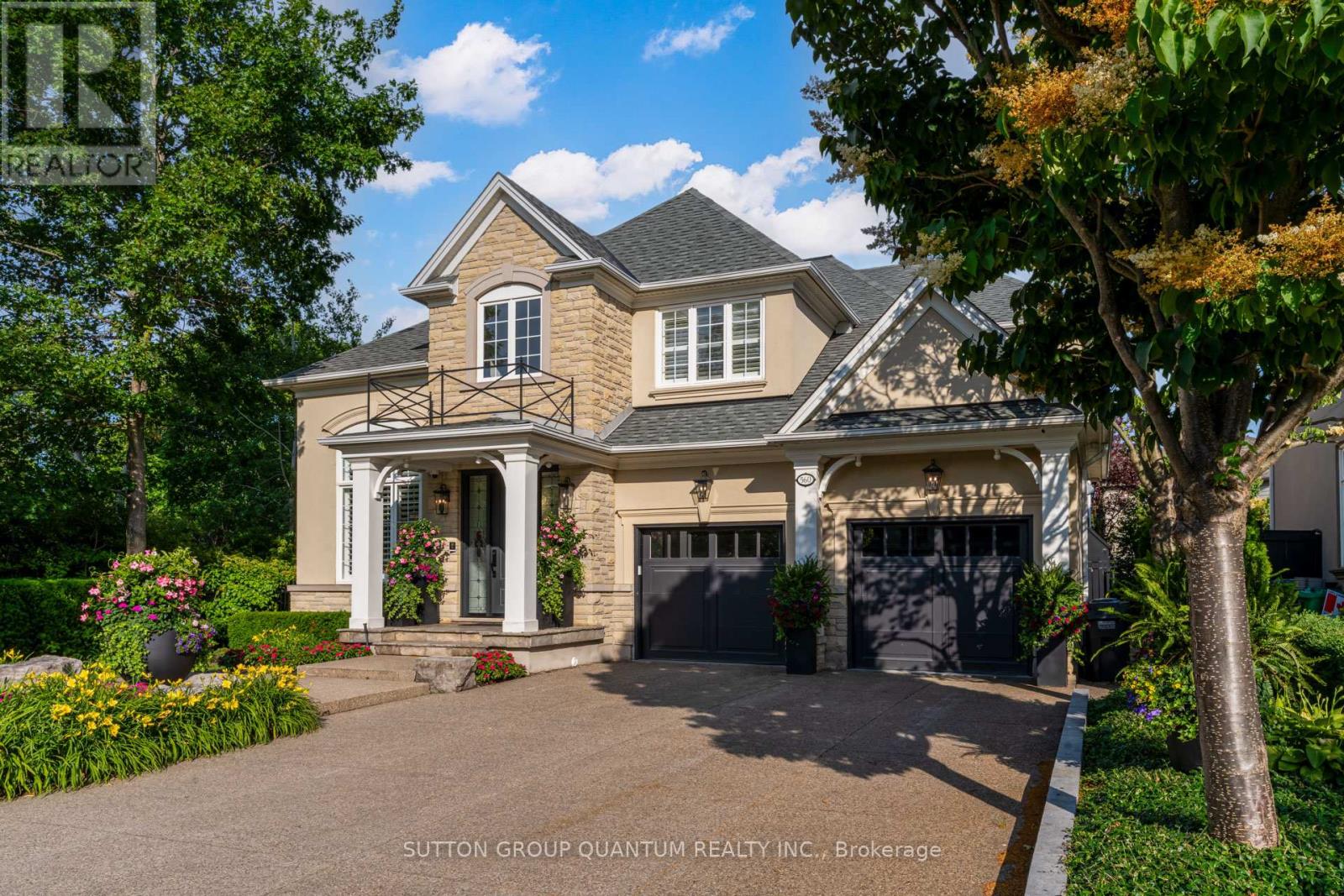 560 Hancock Way