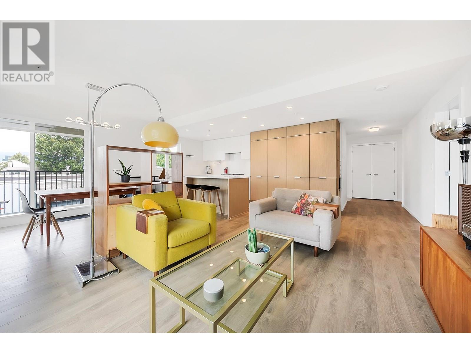 308 5085 Main Street