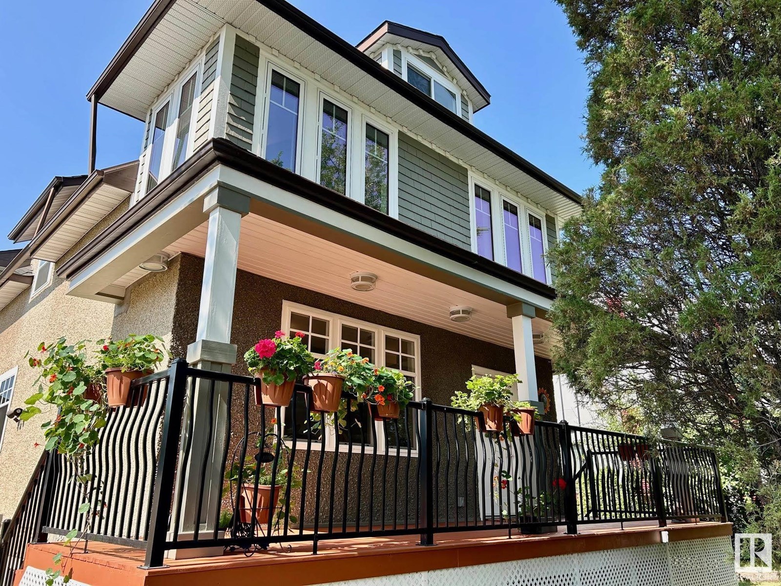 11910 76 St Nw