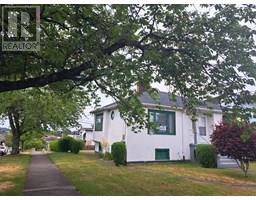 3995 Slocan Street, Image 2