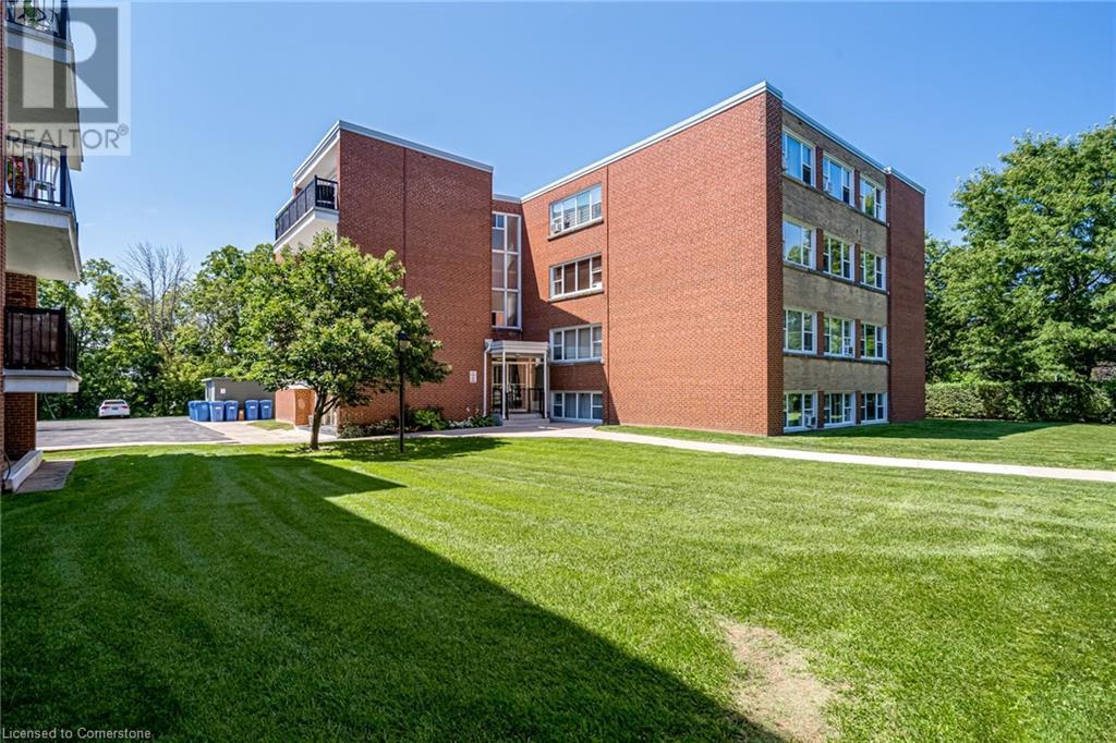 2052 Courtland Drive Unit 403