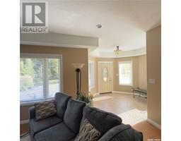 Family room - 82 Estates Drive, Elk Ridge, SK S0J0N0 Photo 4