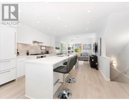 13 2728 Acadia Road, Image 3