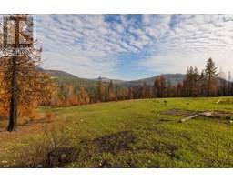 8767 Holding Road, Chase, BC V0E1M0 Photo 2