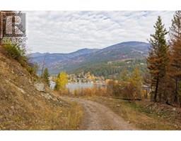 8767 Holding Road, Chase, BC V0E1M0 Photo 3