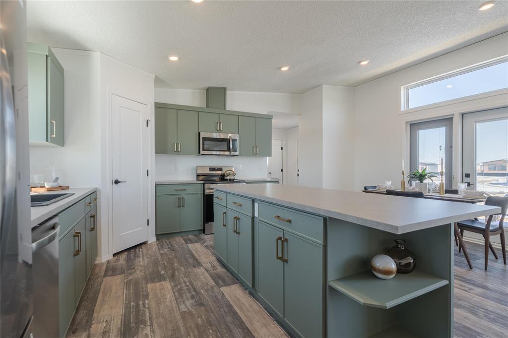 10 Vista Lane