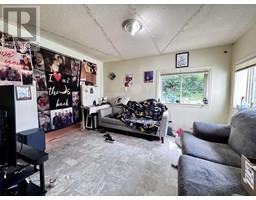 202 204 206 E 6th Avenue, Prince Rupert, BC V8J1W3 Photo 2