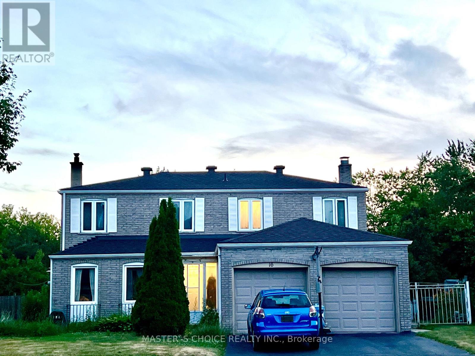 Bsmt 16 Farmington Crescent W