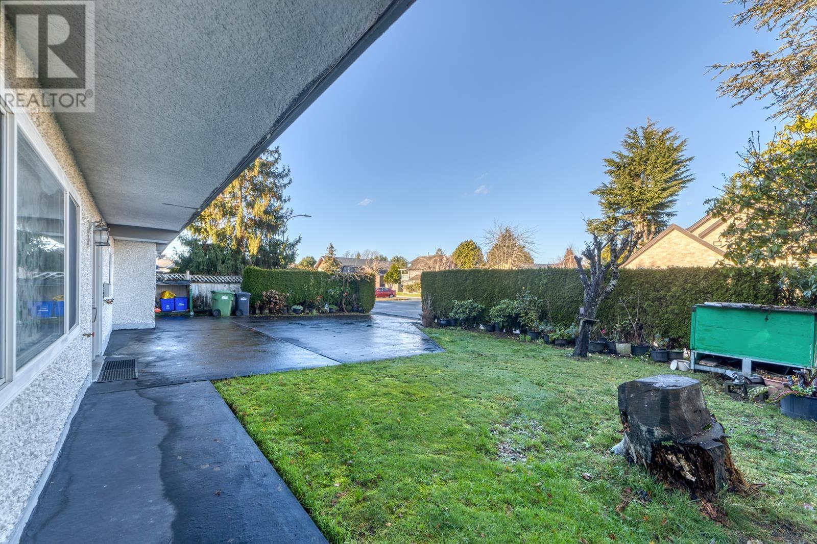 6500 Yeats Crescent