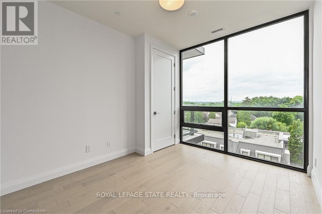 507 101 Locke Street S