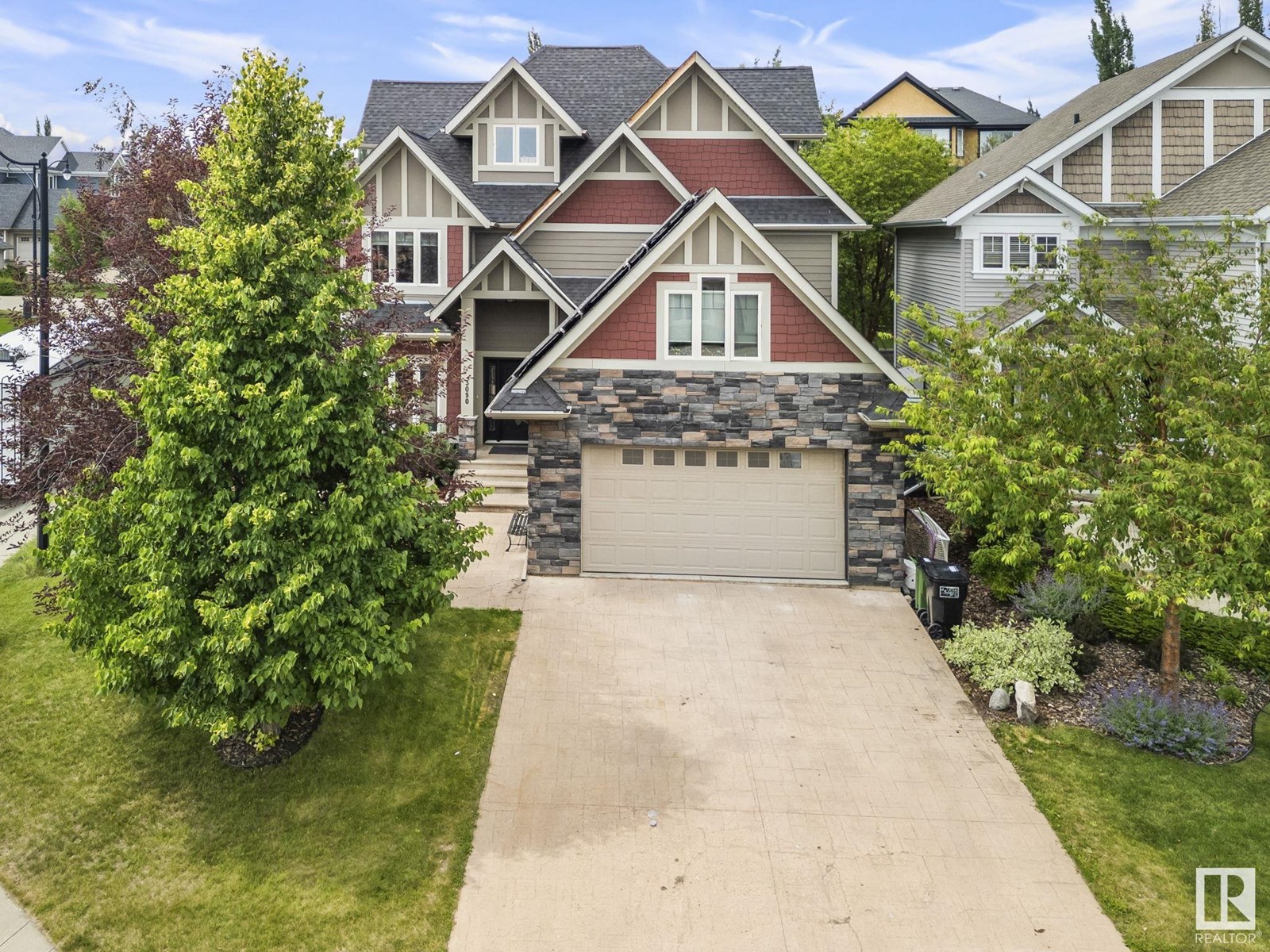 3090 Macneil Wy Nw