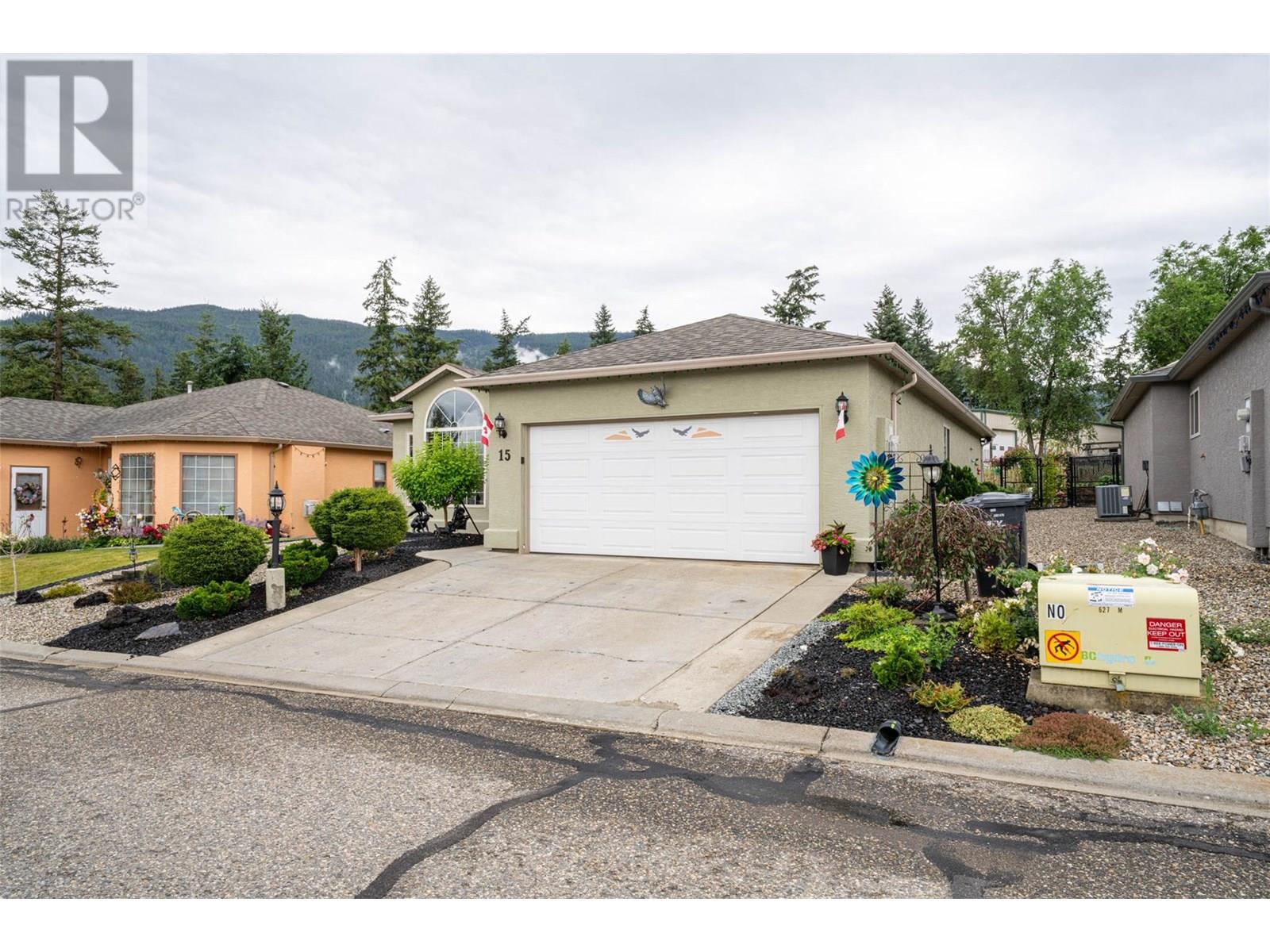2595 Catherine Place Unit 15