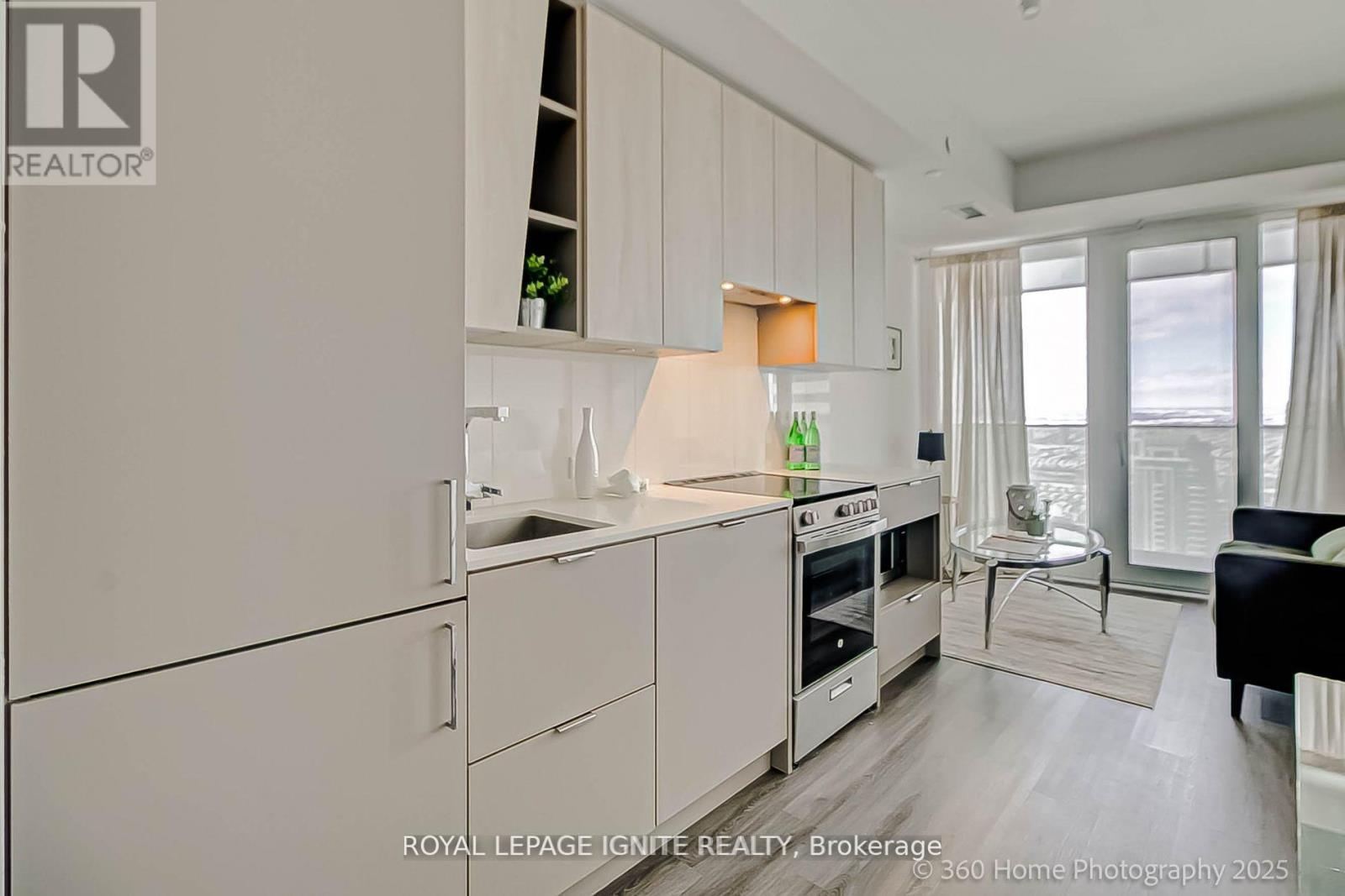 4010 3883 Quartz Road