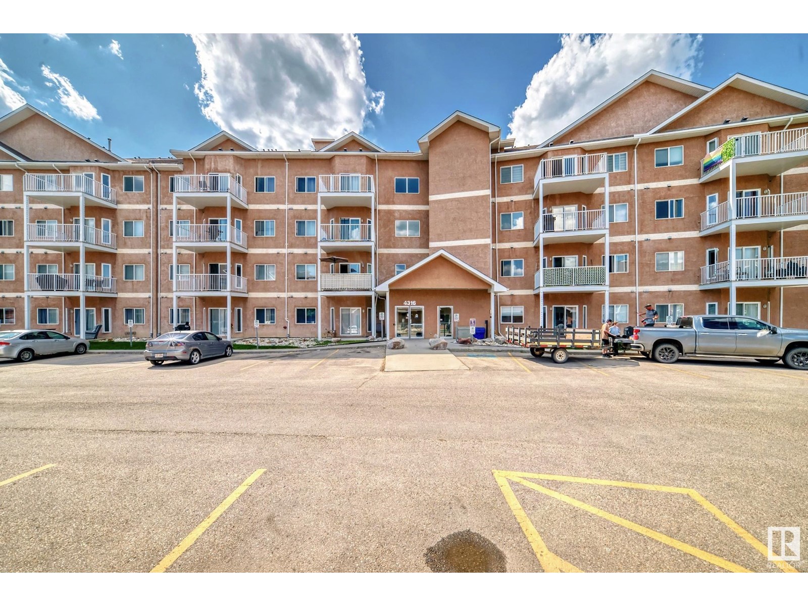207 4316 139 Av Nw