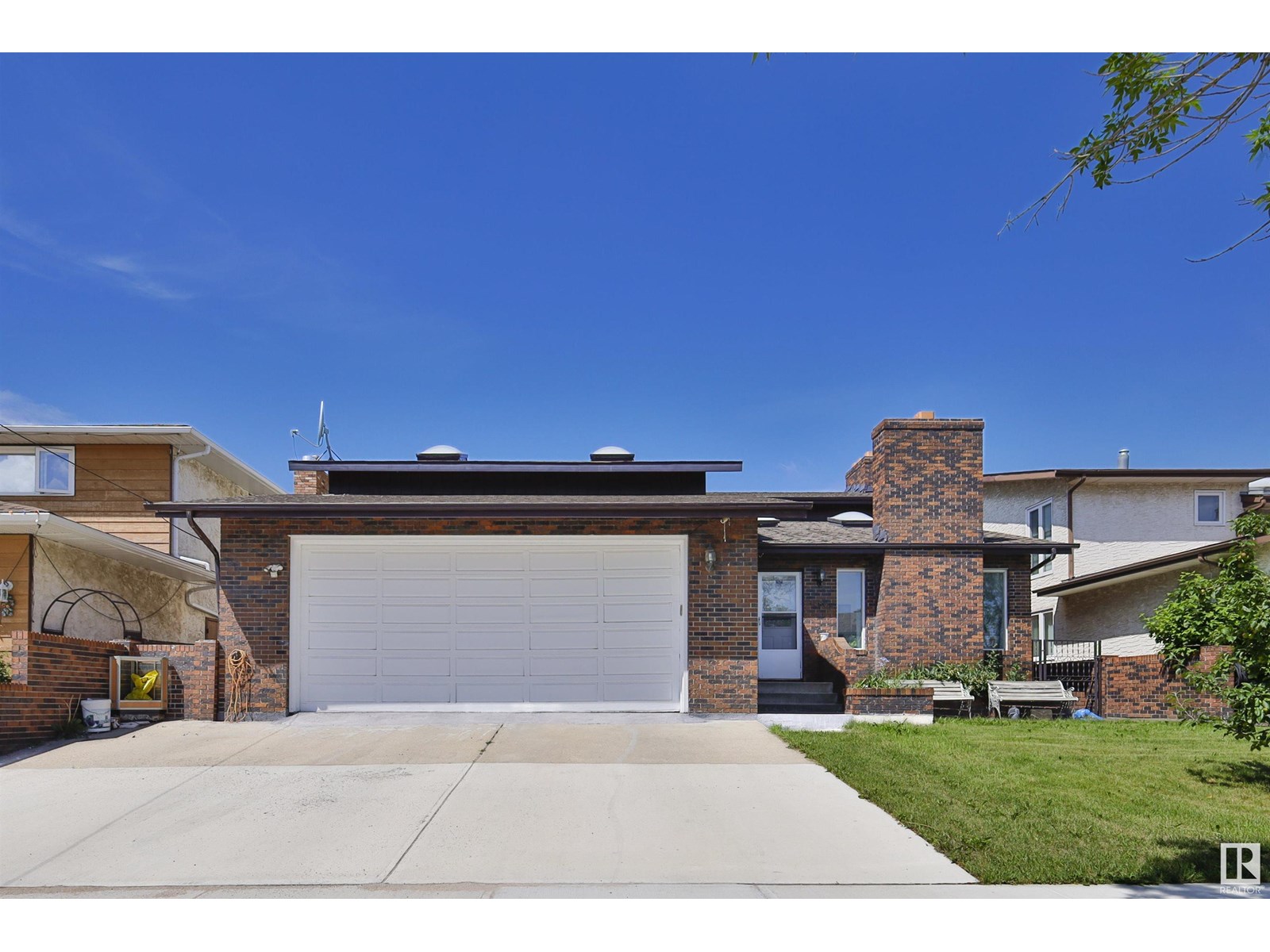 15808 100 St Nw