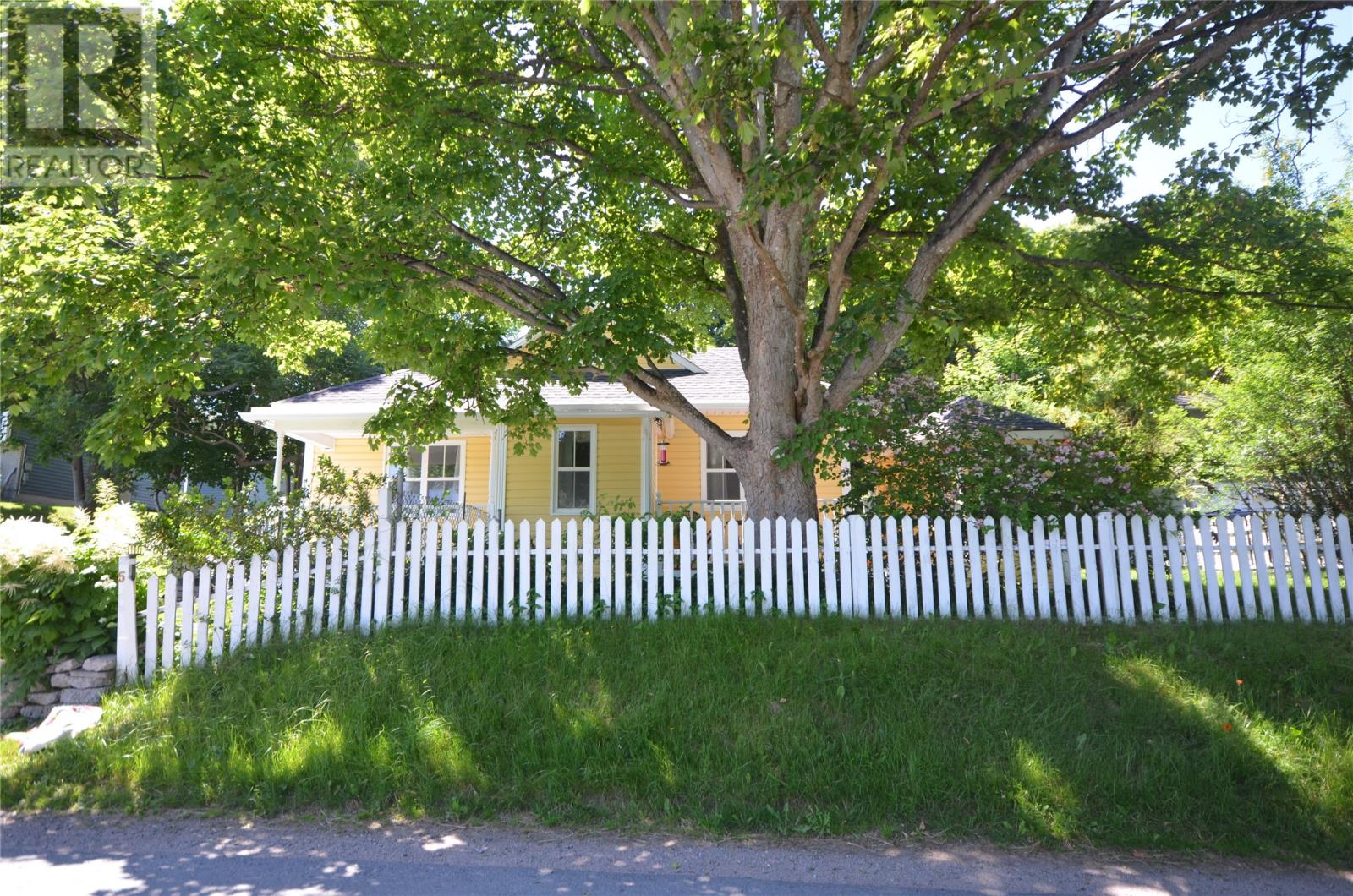 51 Northside Road