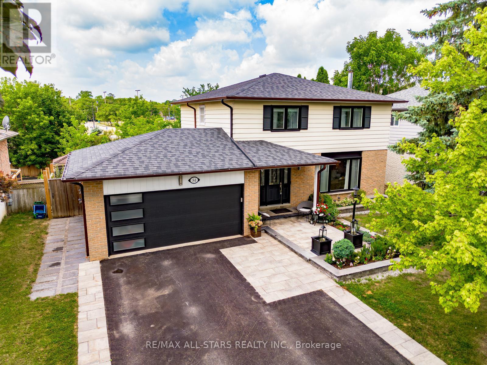 84 Thicketwood Boulevard