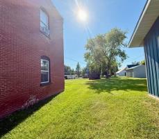221 Fourth Street, Reston, MB R0M1X0 Photo 4