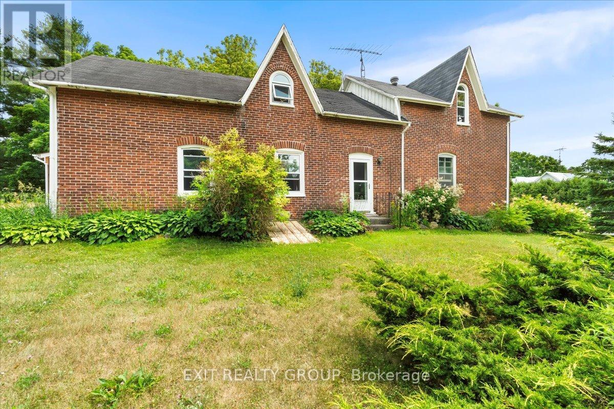 5546 Stirling Marmora Road