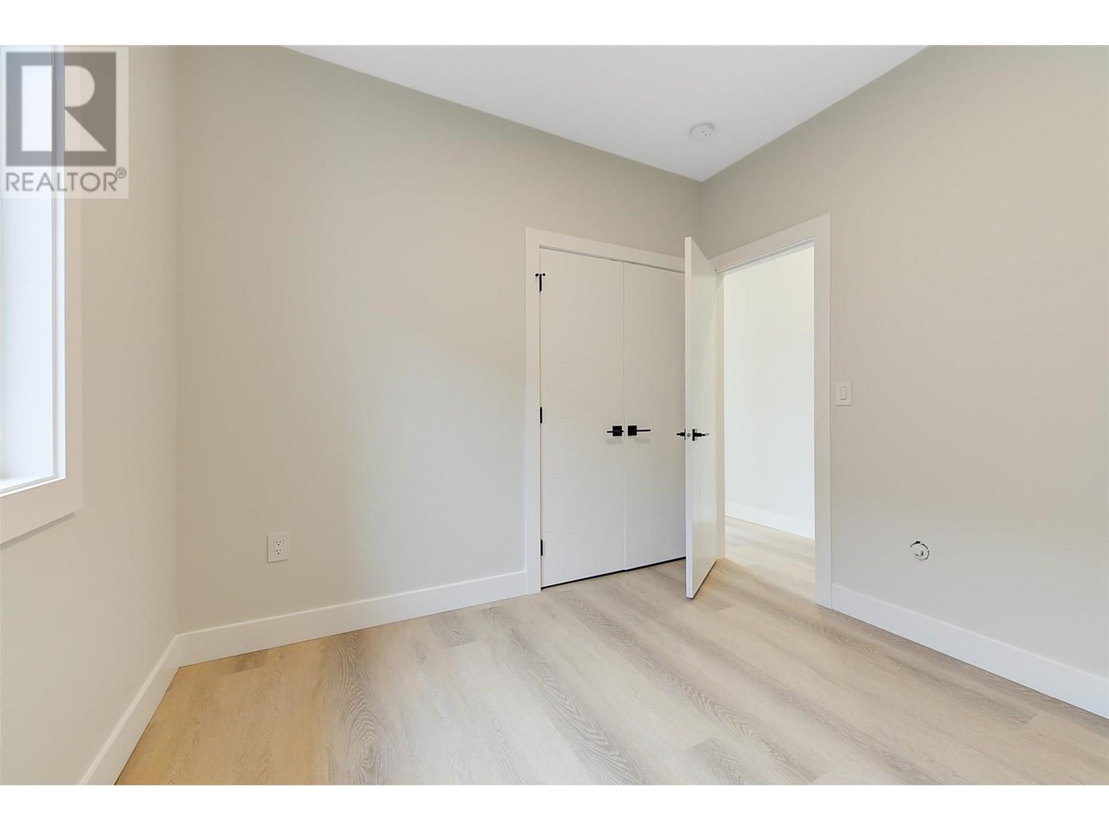 839 Lawson Avenue Unit 4
