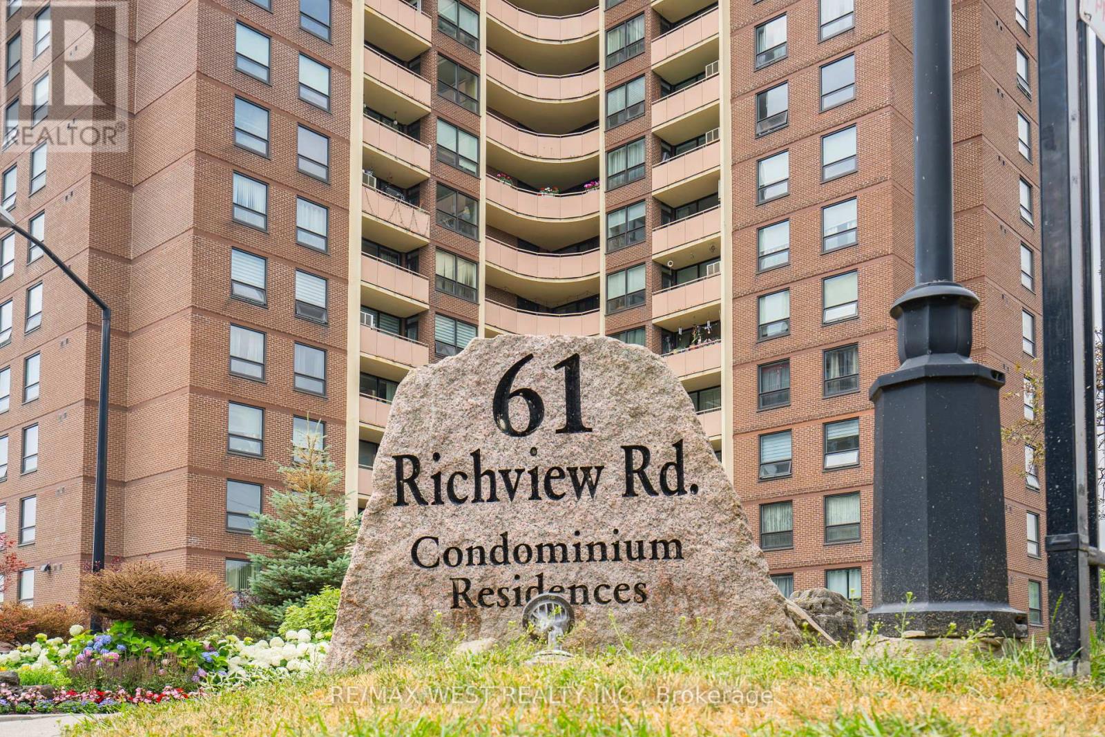 1603 61 Richview Road