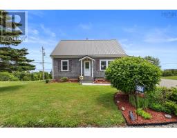 Family room - 3384 Sandy Point Road, Jordan Bay, NS B0T1W0 Photo 2