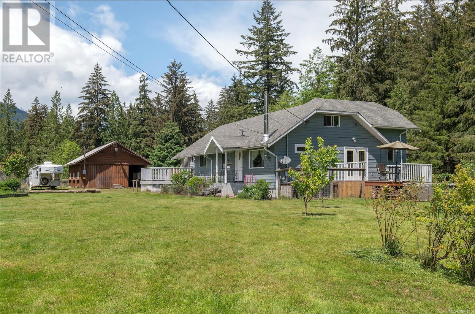 870 Sayward Rd