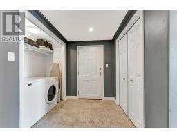 Kitchen - 212 111 Grey Street, Brantford, ON N3S4V8 Photo 2