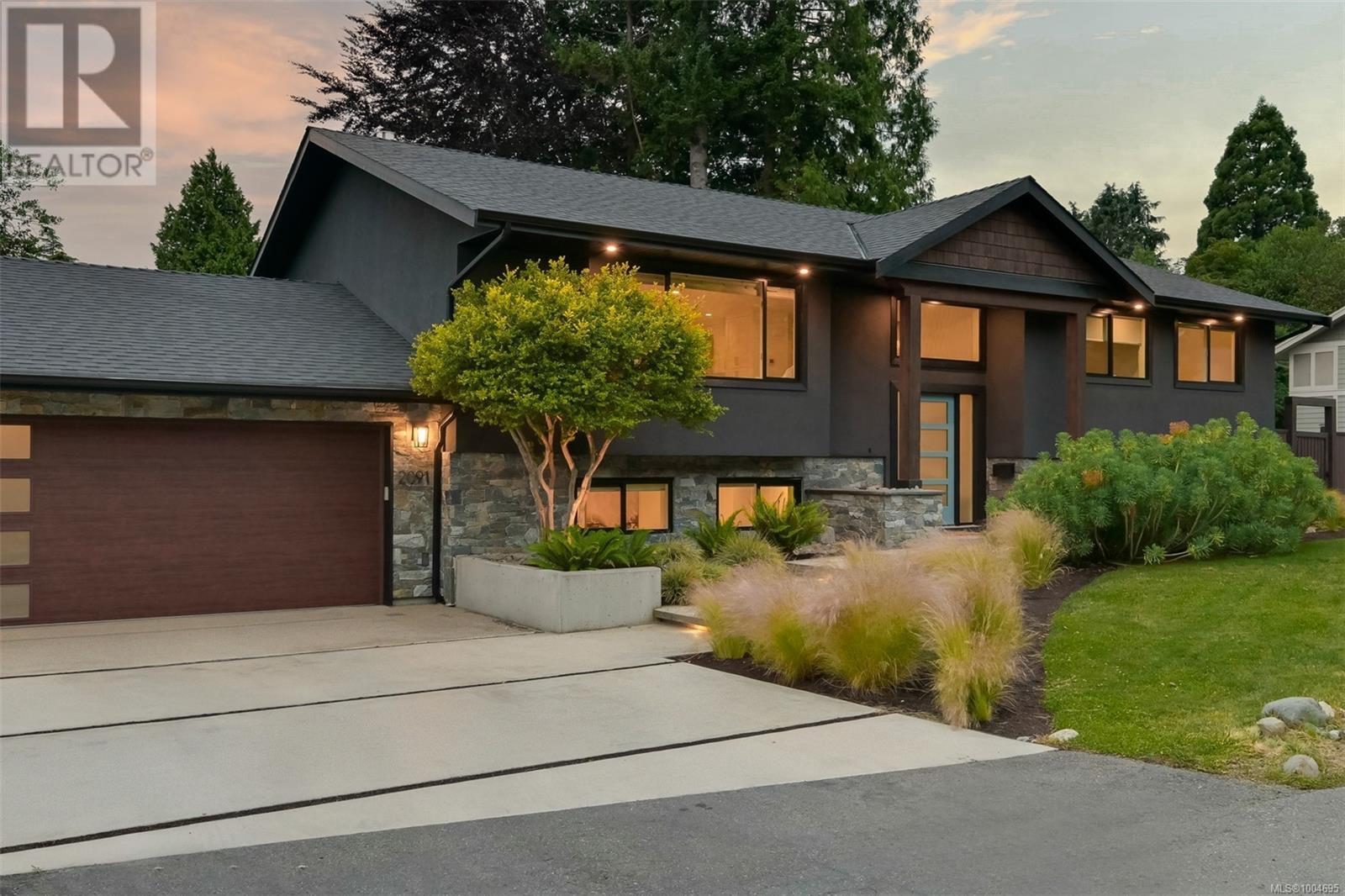 2091 Stonehewer Pl