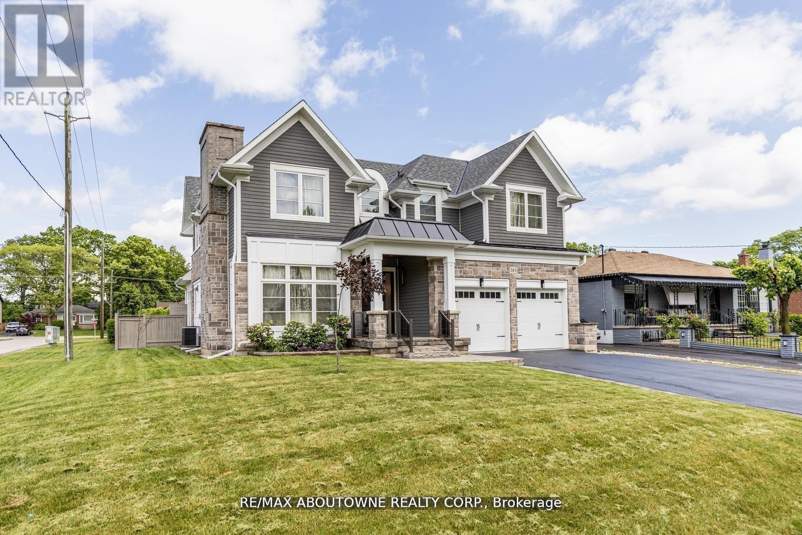 265 Woodale Avenue