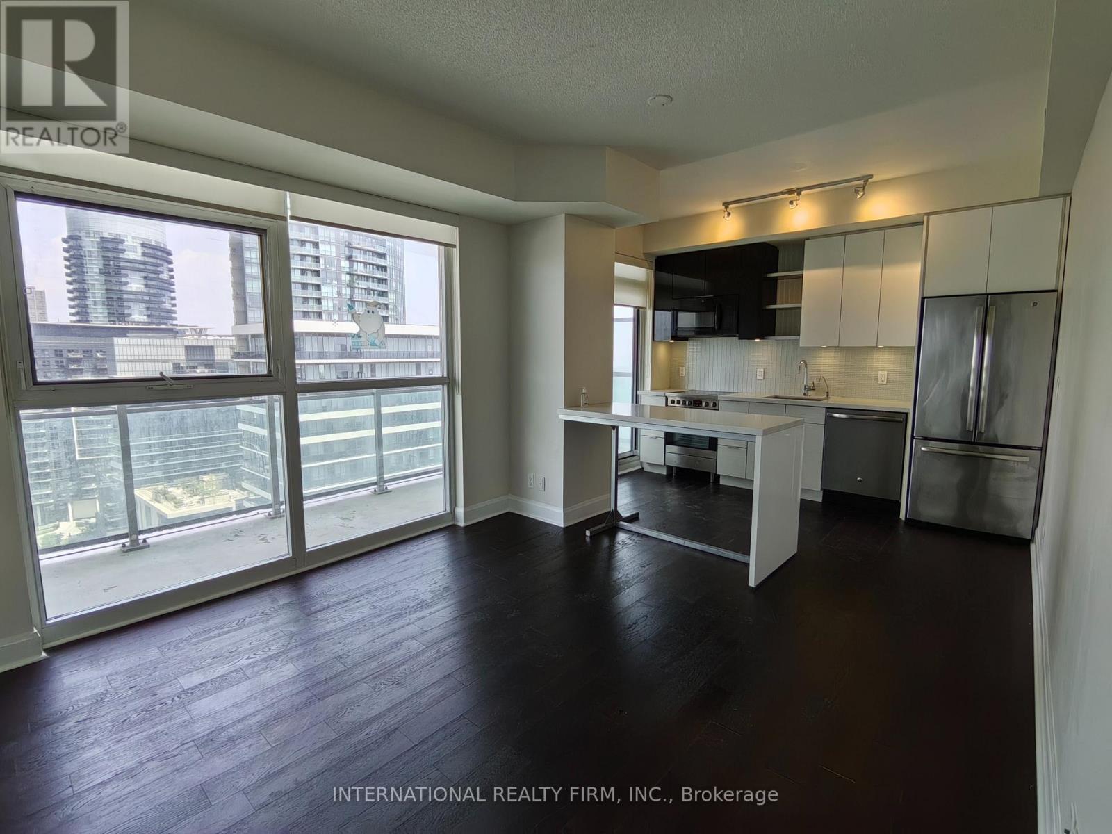 1608 33 Shore Breeze Drive