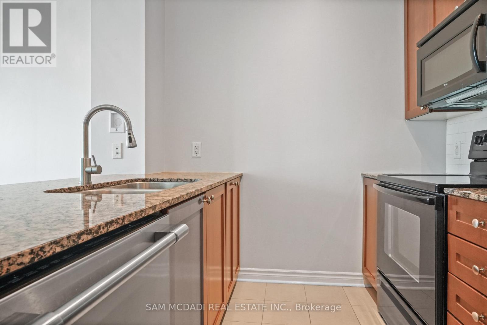 710 3525 Kariya Drive