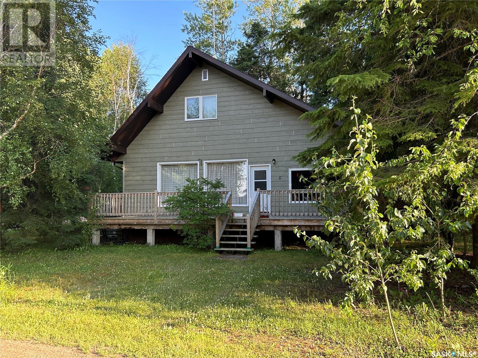 5 Clearsand Drive