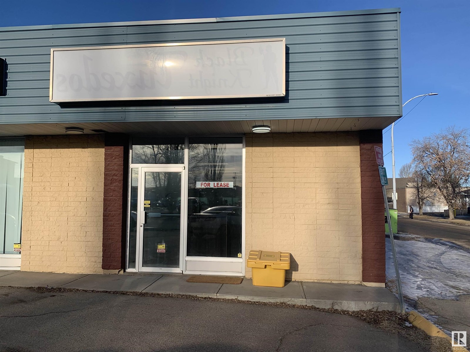 5020 49 St