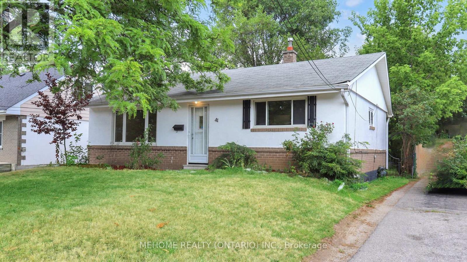 41 Bellefontaine Street